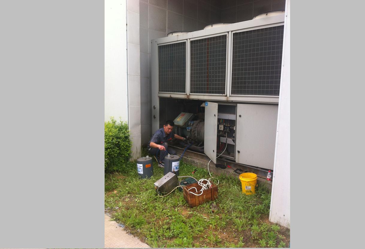 ����������{(di��o)�S���F(xi��n)��(ch��ng)